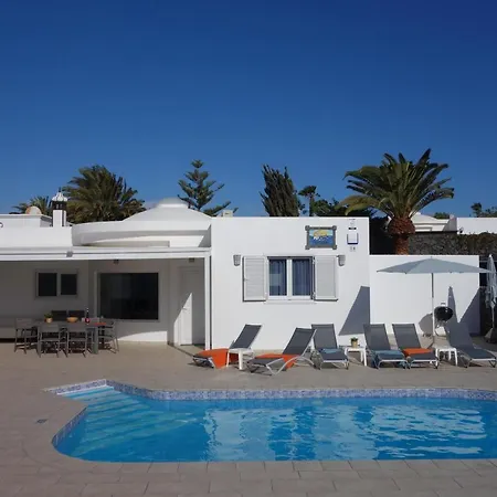 Aphrodite And Apollo 4 Bedroom *