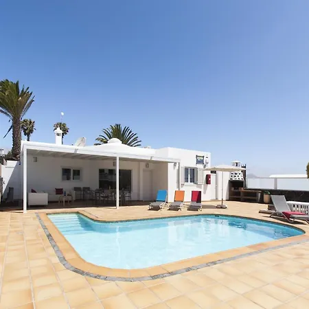 Aphrodite And Apollo 4 Bedroom Villa *